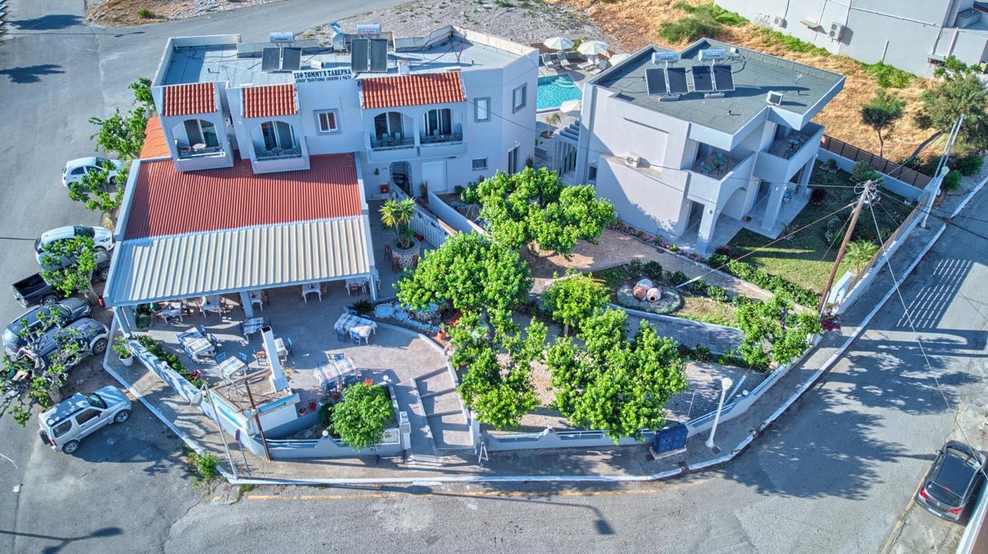Tommy'S Rooms CCharaki Exterior foto